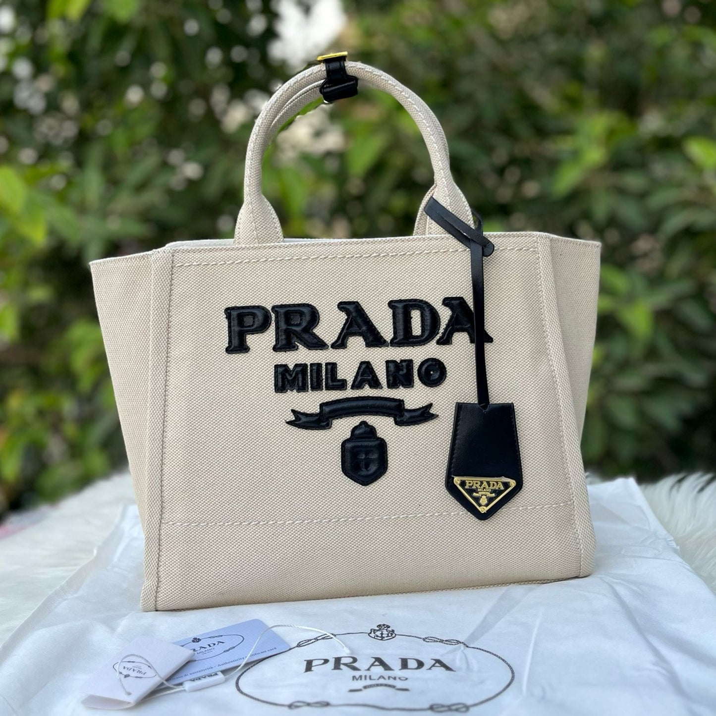 PRADA TOTE -1