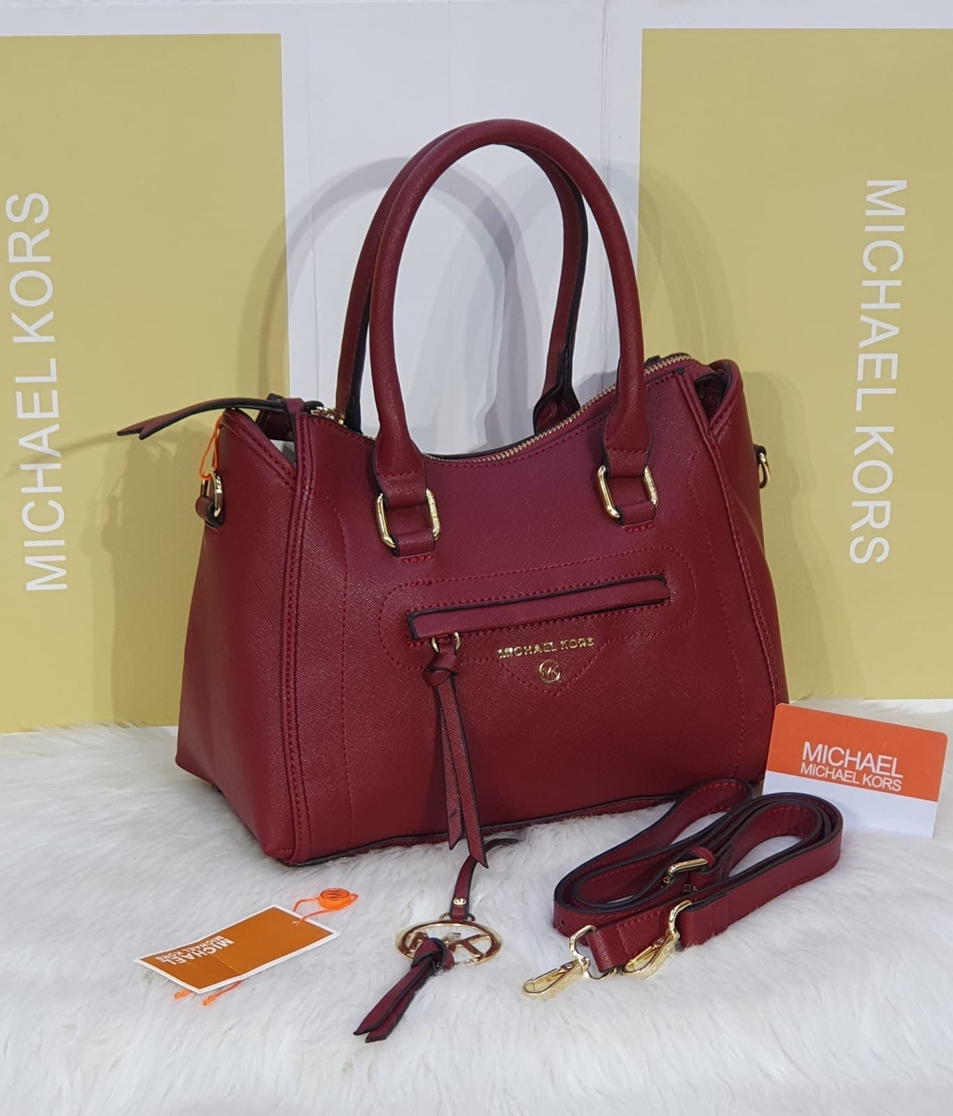 MICHAEL KORS SHOULDER BAG