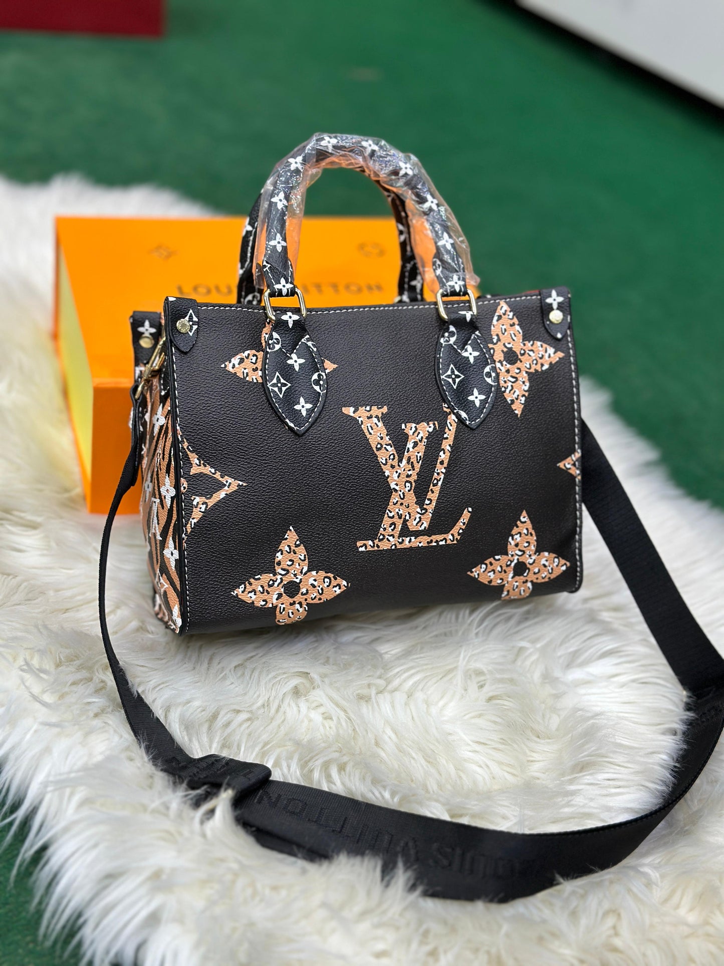 LV  TOTE BAG-99