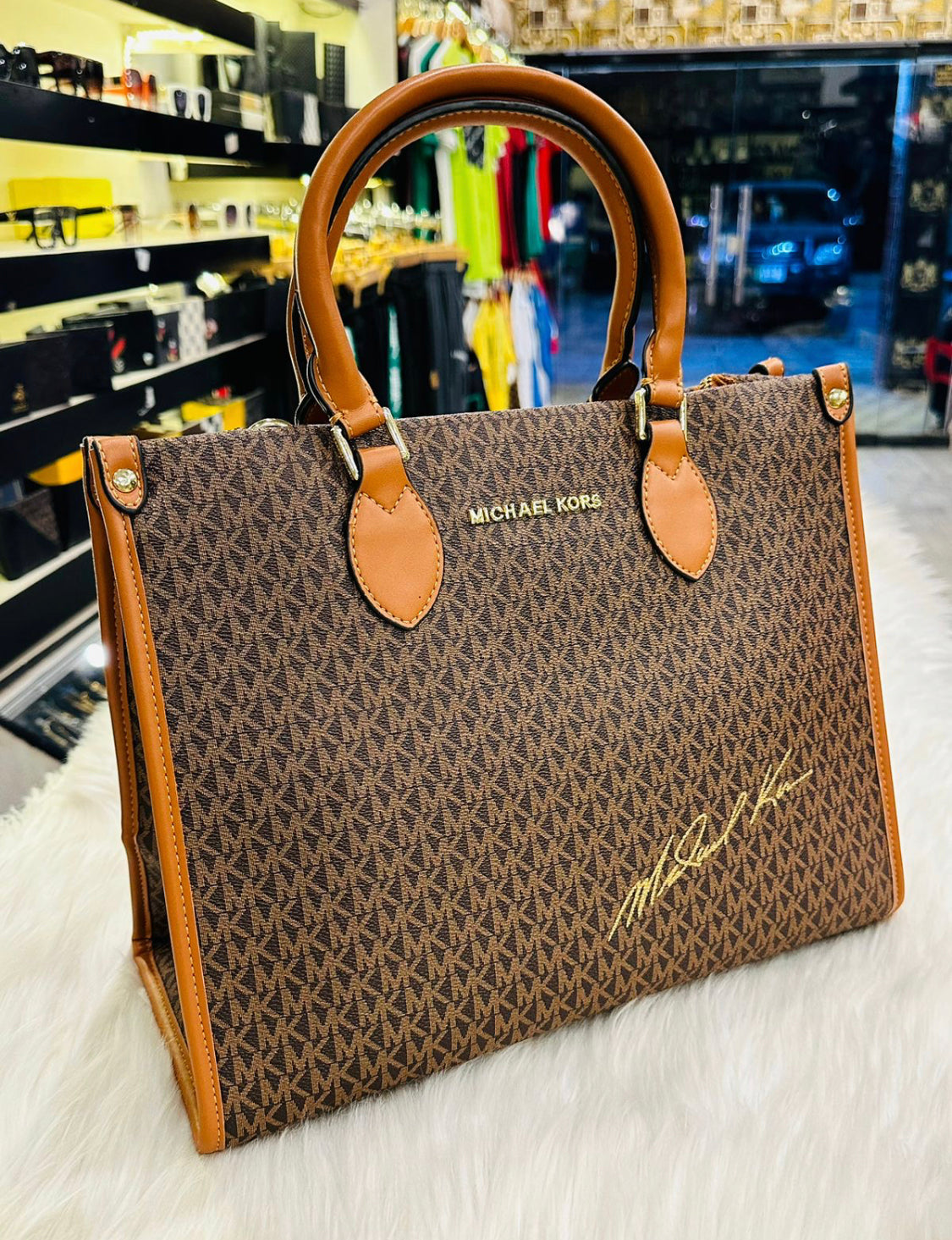 MÎÇHEAL KORS TOTE