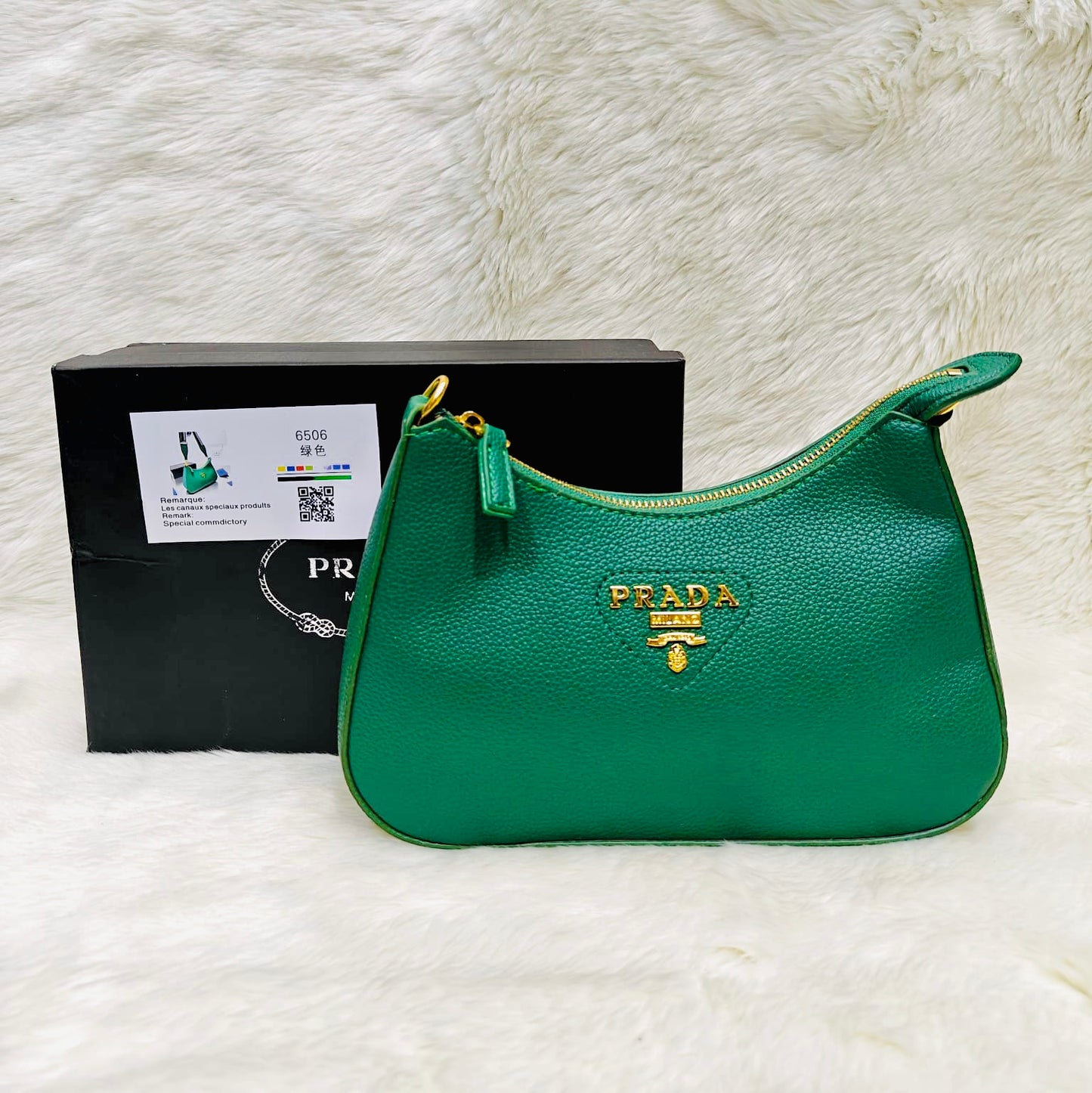 PRADA BAG-32