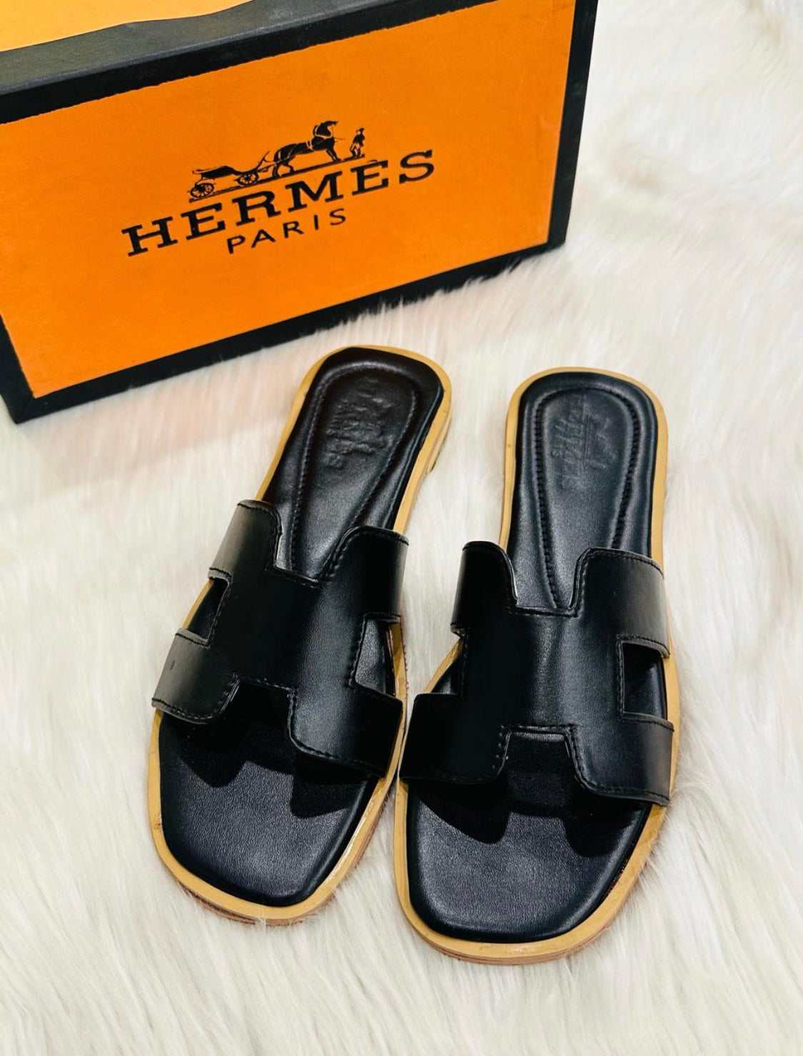 HERMES FLAT-22