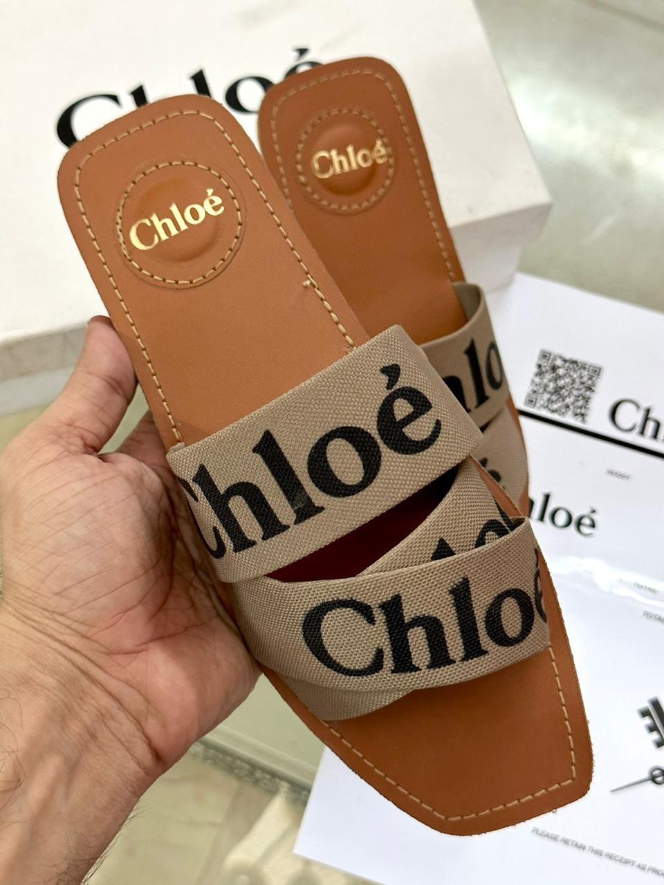 CHLOE FLAT