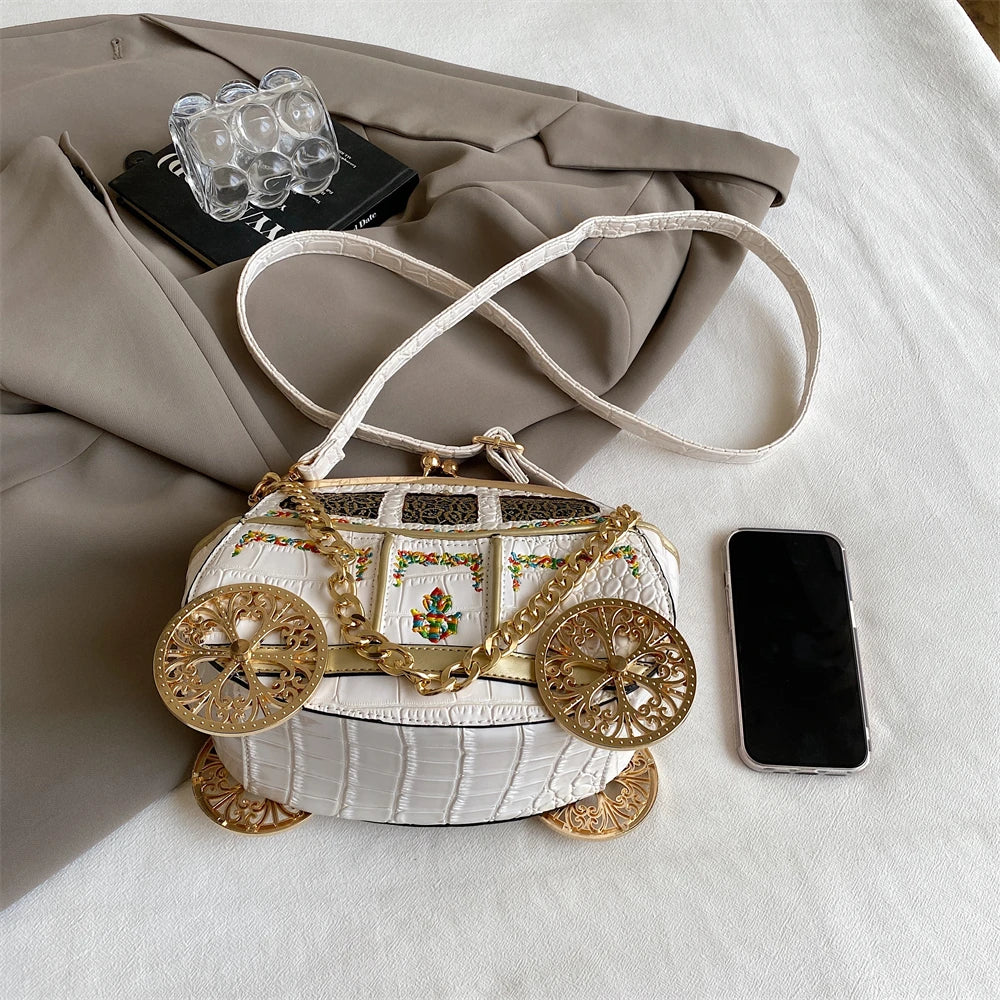 ROYAL CARRIAGE CLUTCH