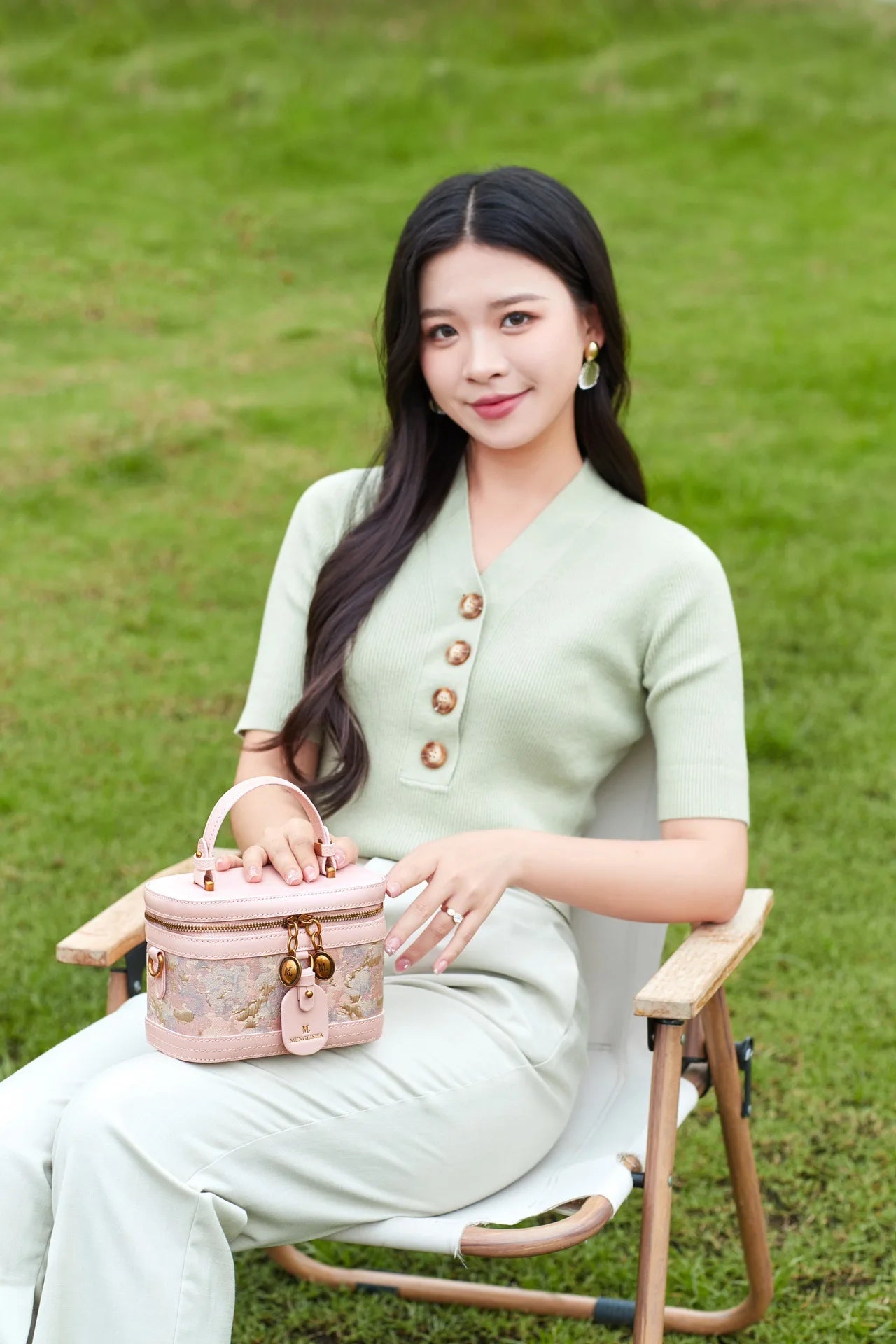 CHINESE STYLE  PINK EMBOSSED BAG