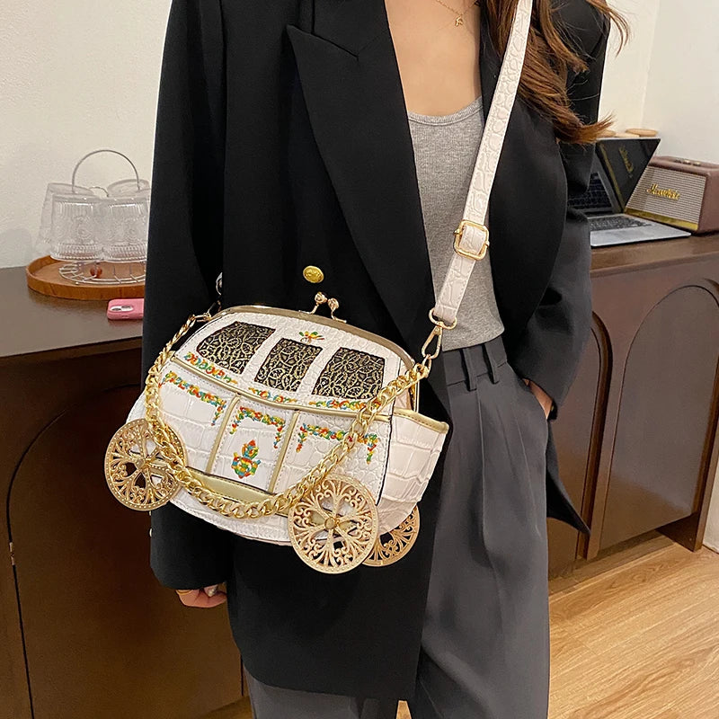 ROYAL CARRIAGE CLUTCH