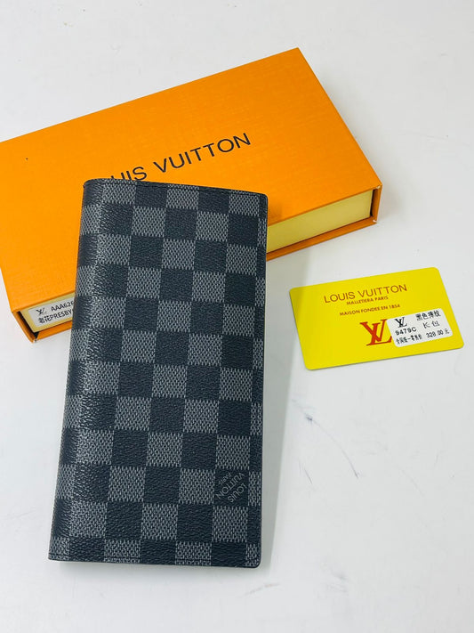 LV WALLET-3