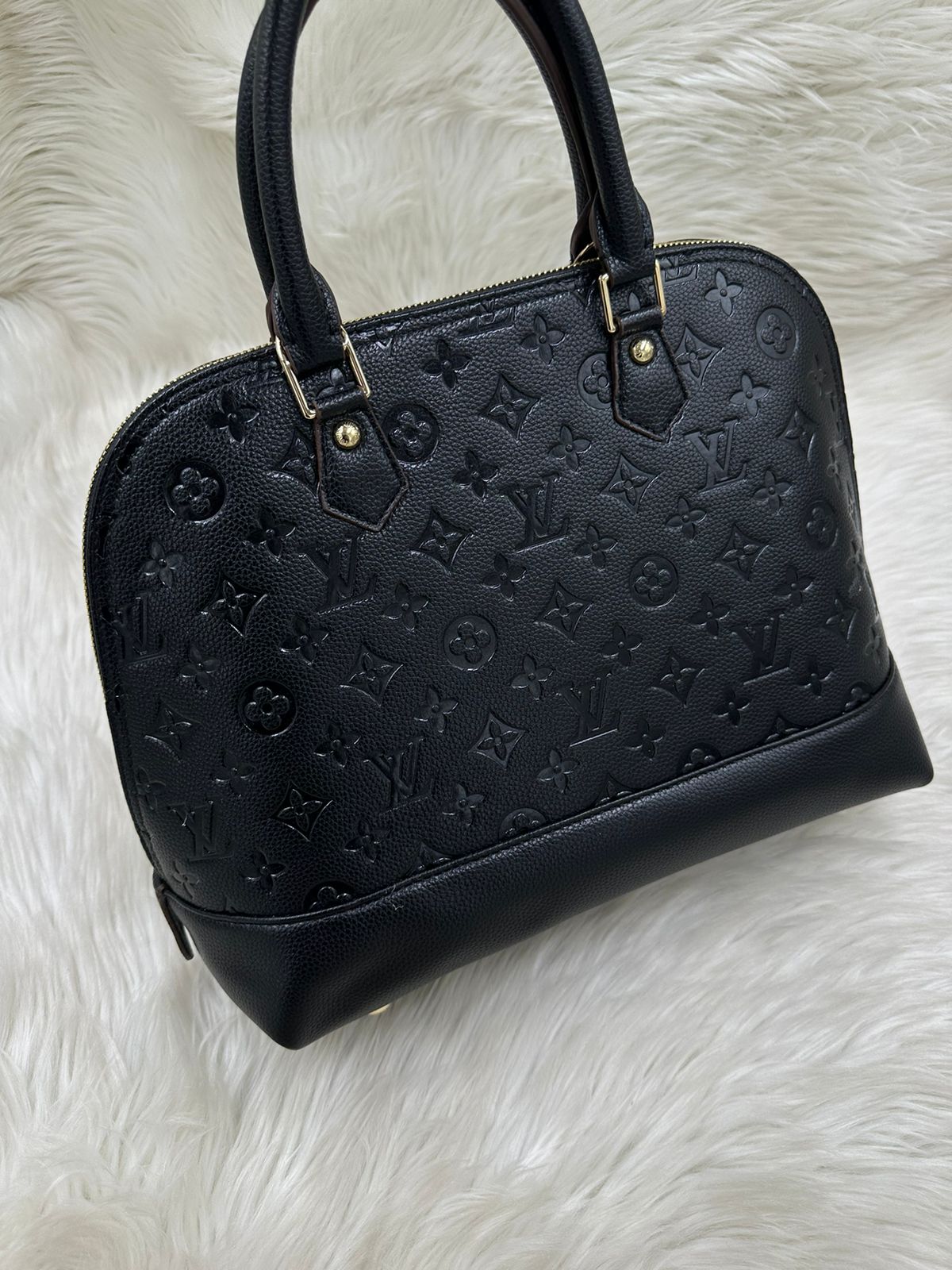 LV BLACK TOTE