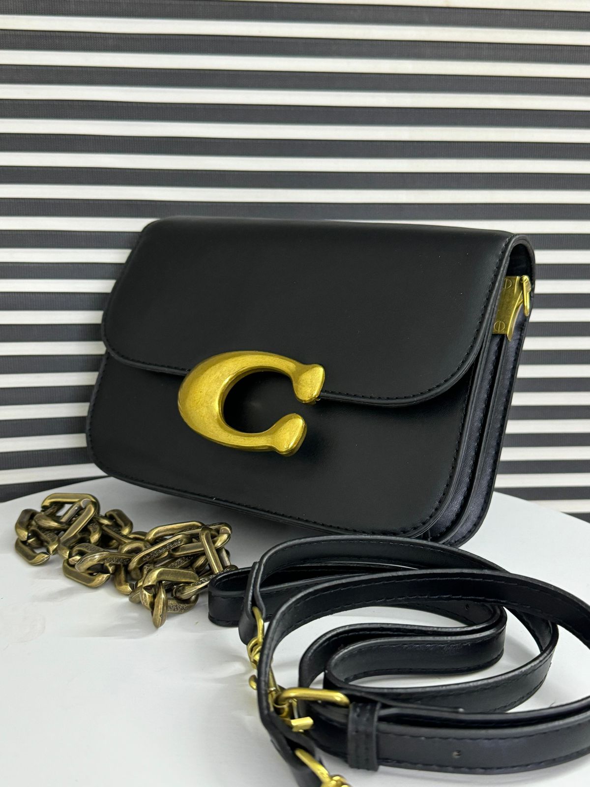 BLACK-SHOULDER-BAG