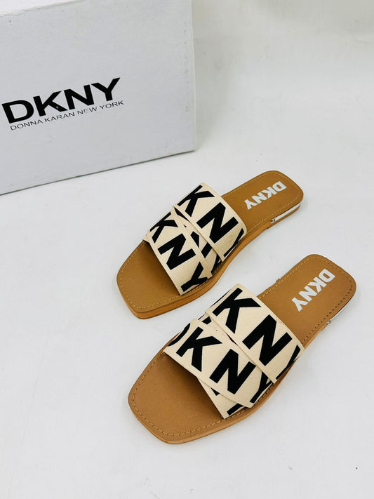 DKNY FLAT-99