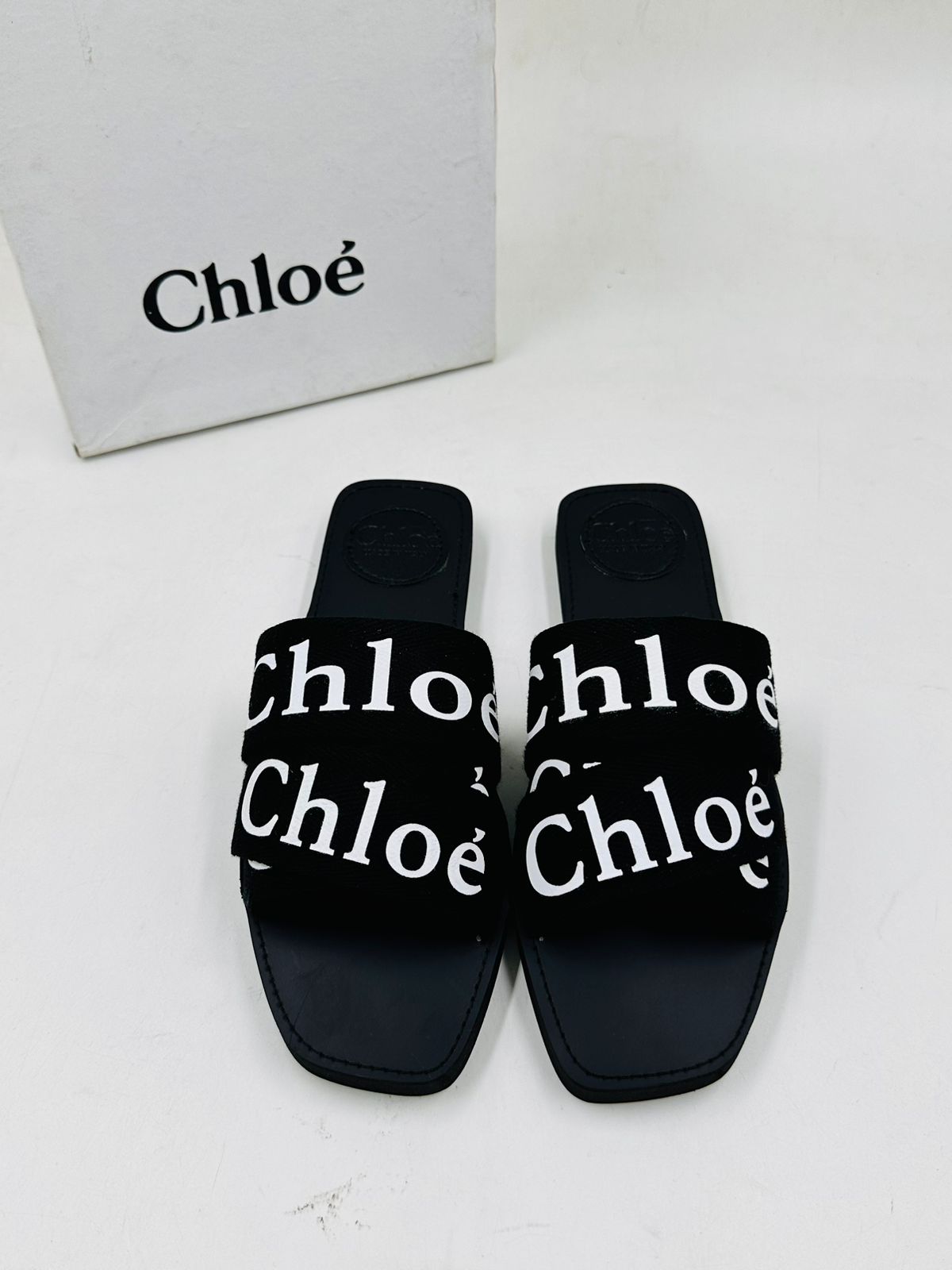 CHLOE FLAT -3