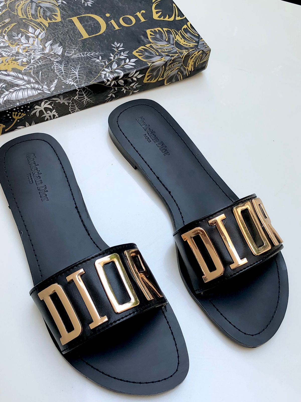 DIOR FLAT-76