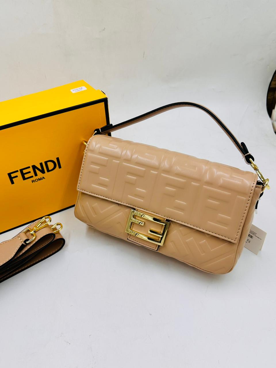 FENDI SHOULDER BAG