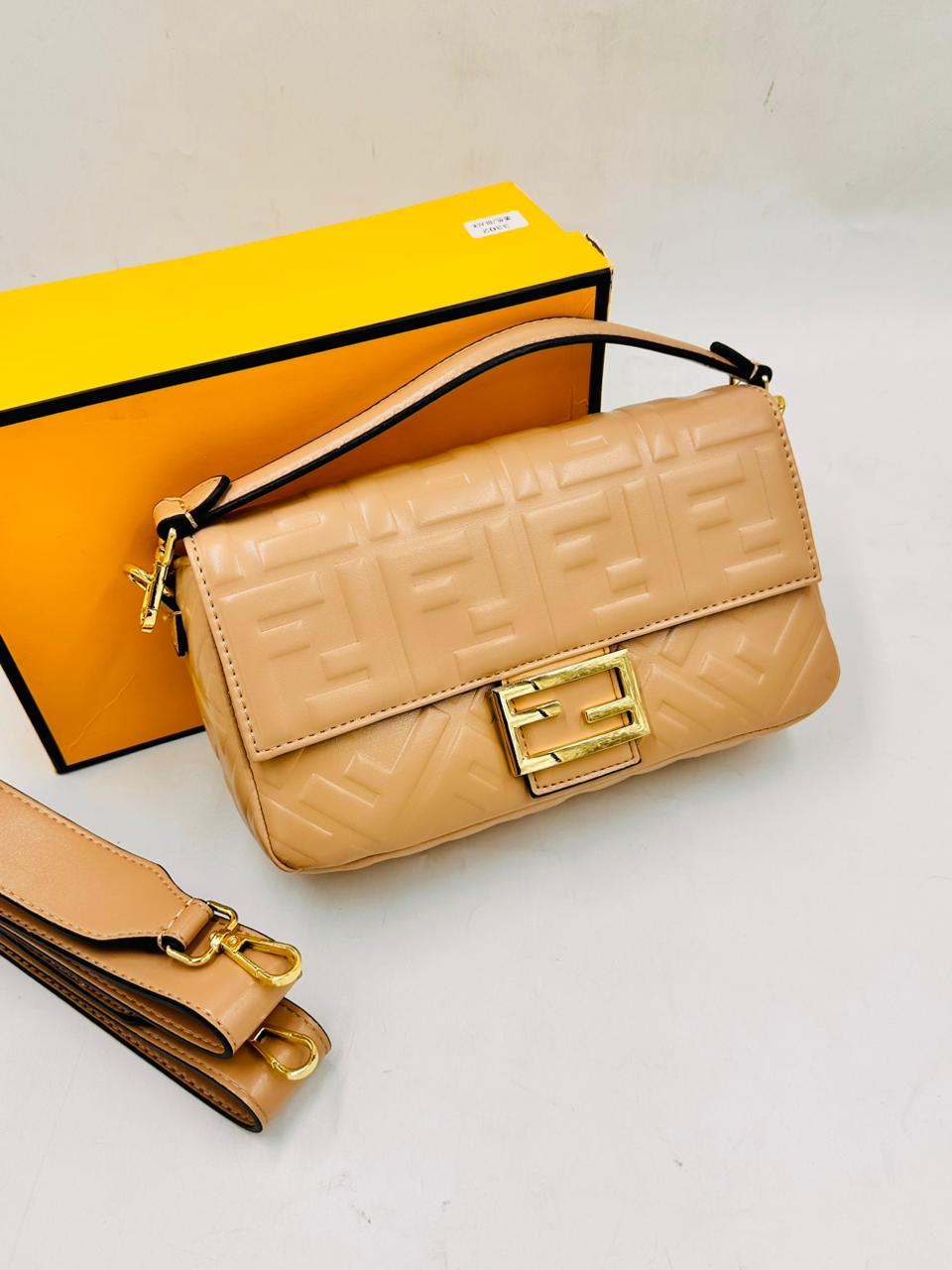 FENDI SHOULDER BAG