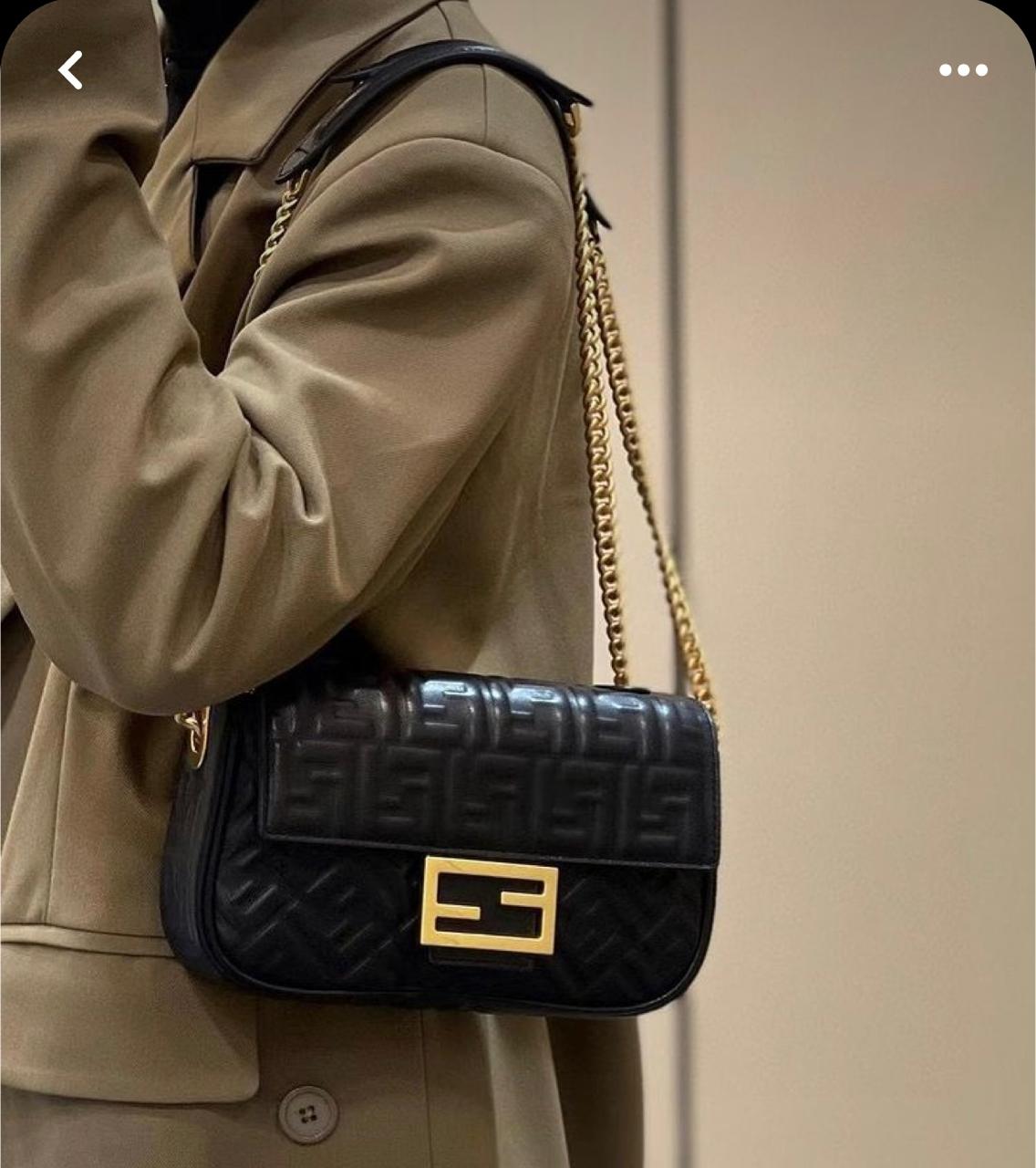 FENDI SHOULDER BAG