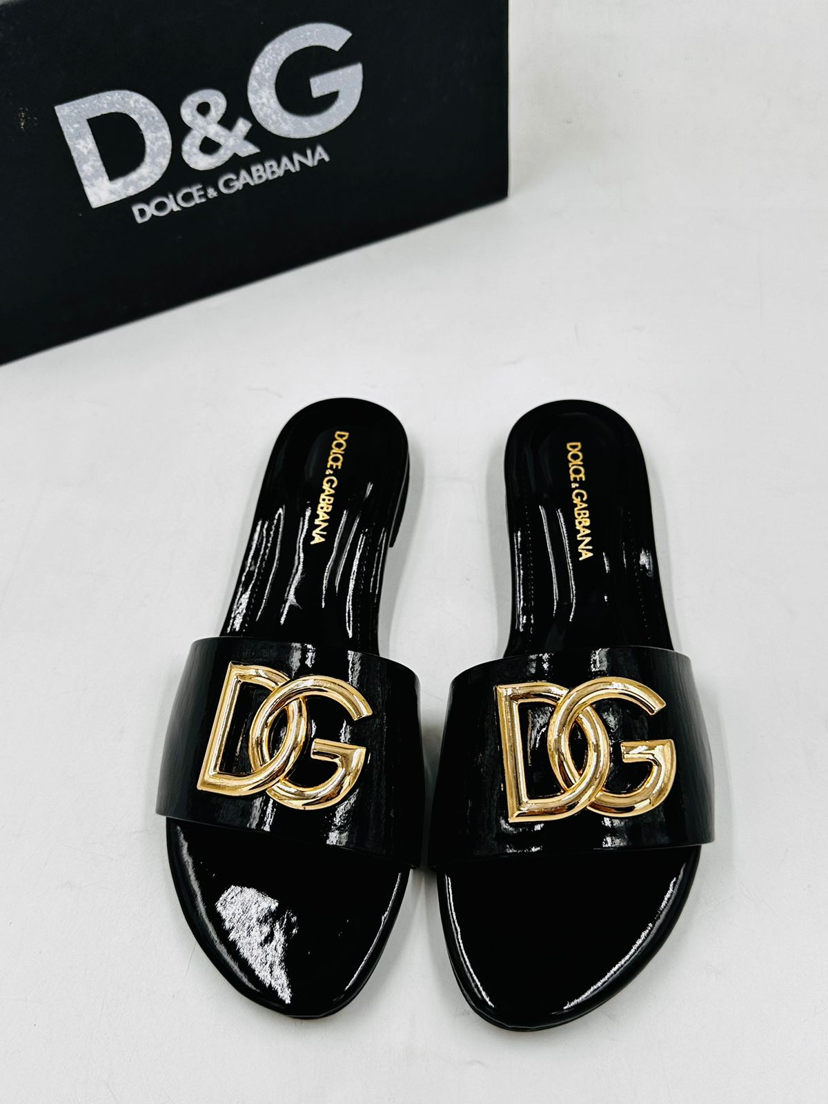 DOLCE & GABBANA FLAT-2