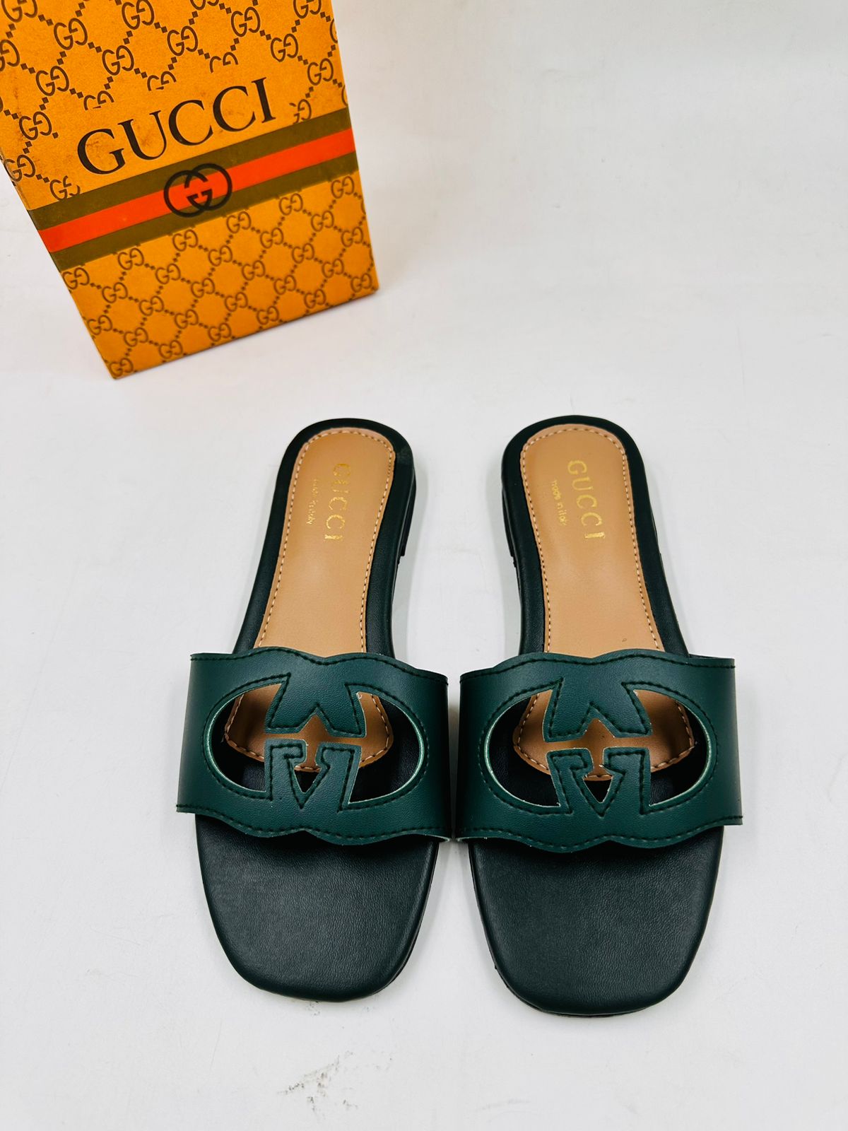 GUCCI FLAT-76