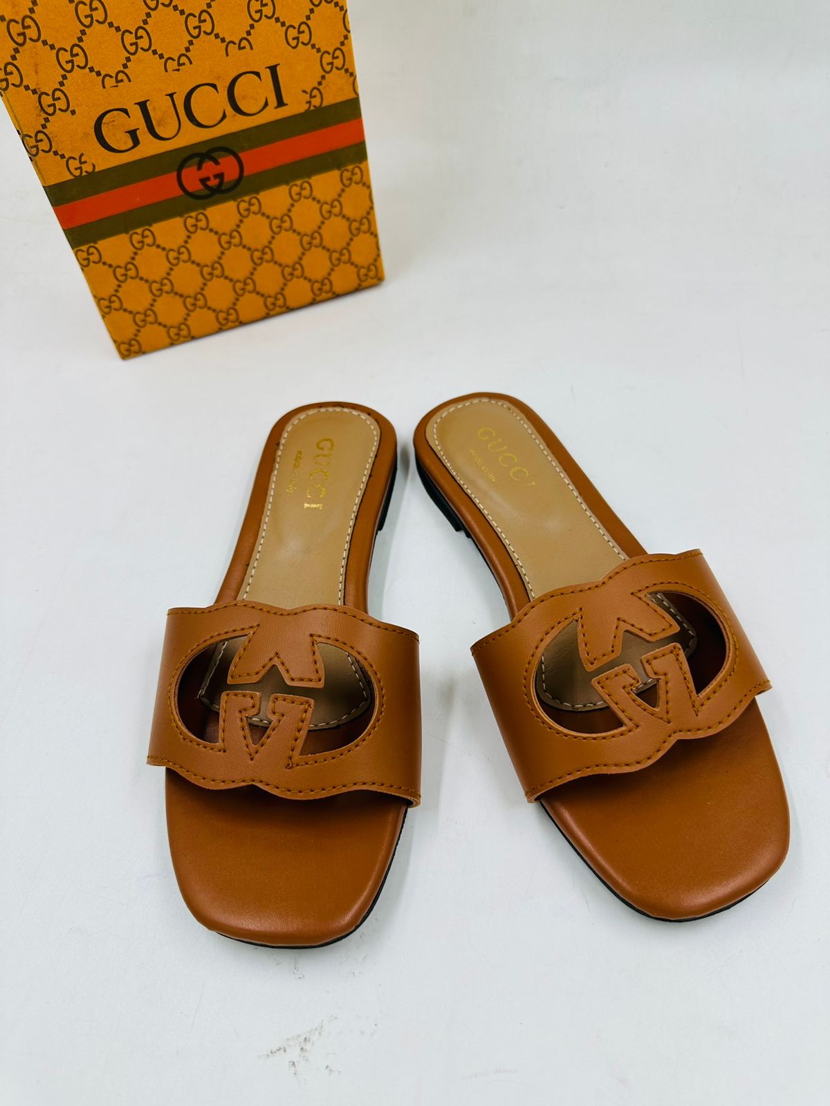 GUCCI FLAT-99