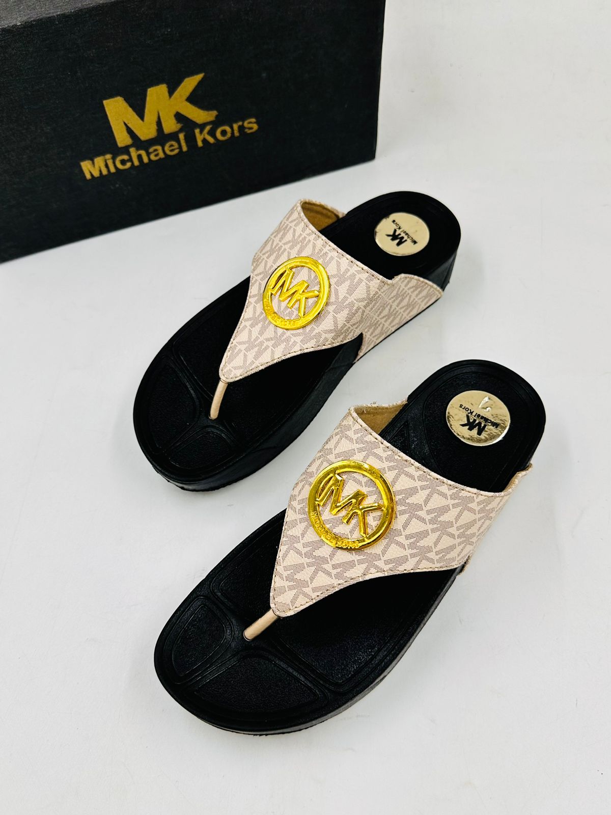 MICHAEL KORS FLAT-4