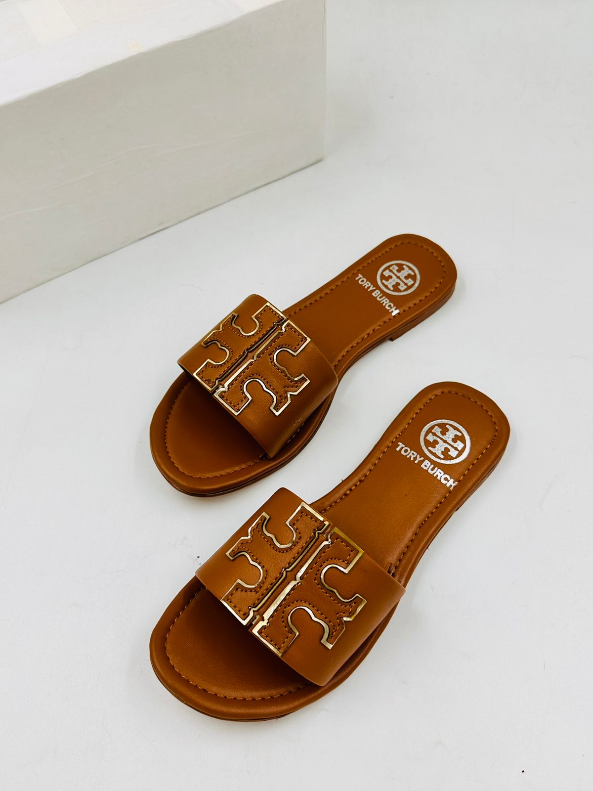 TORY BURCH-FLAT 8