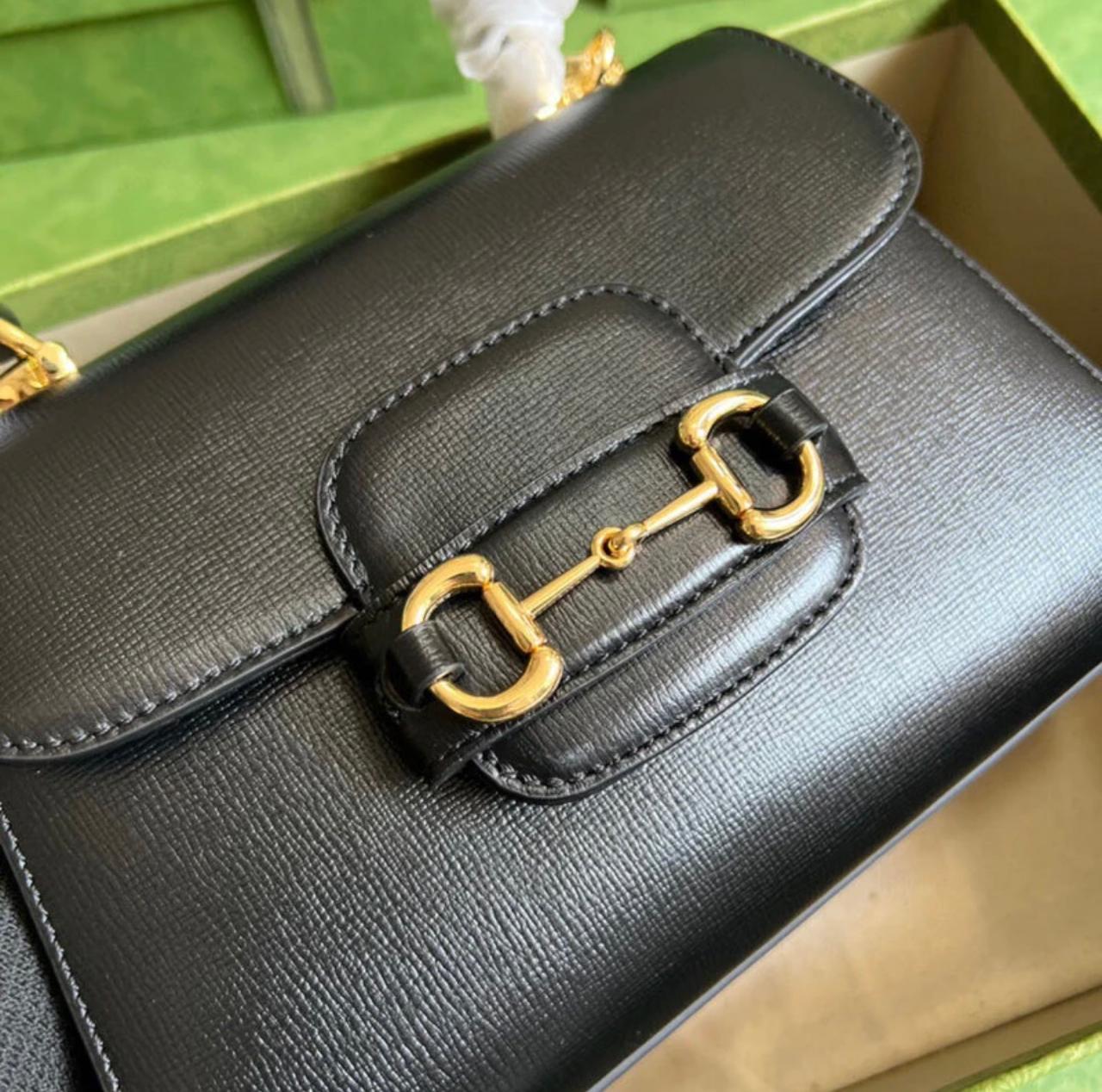 GUCCI CHAIN SHOULDER BAG