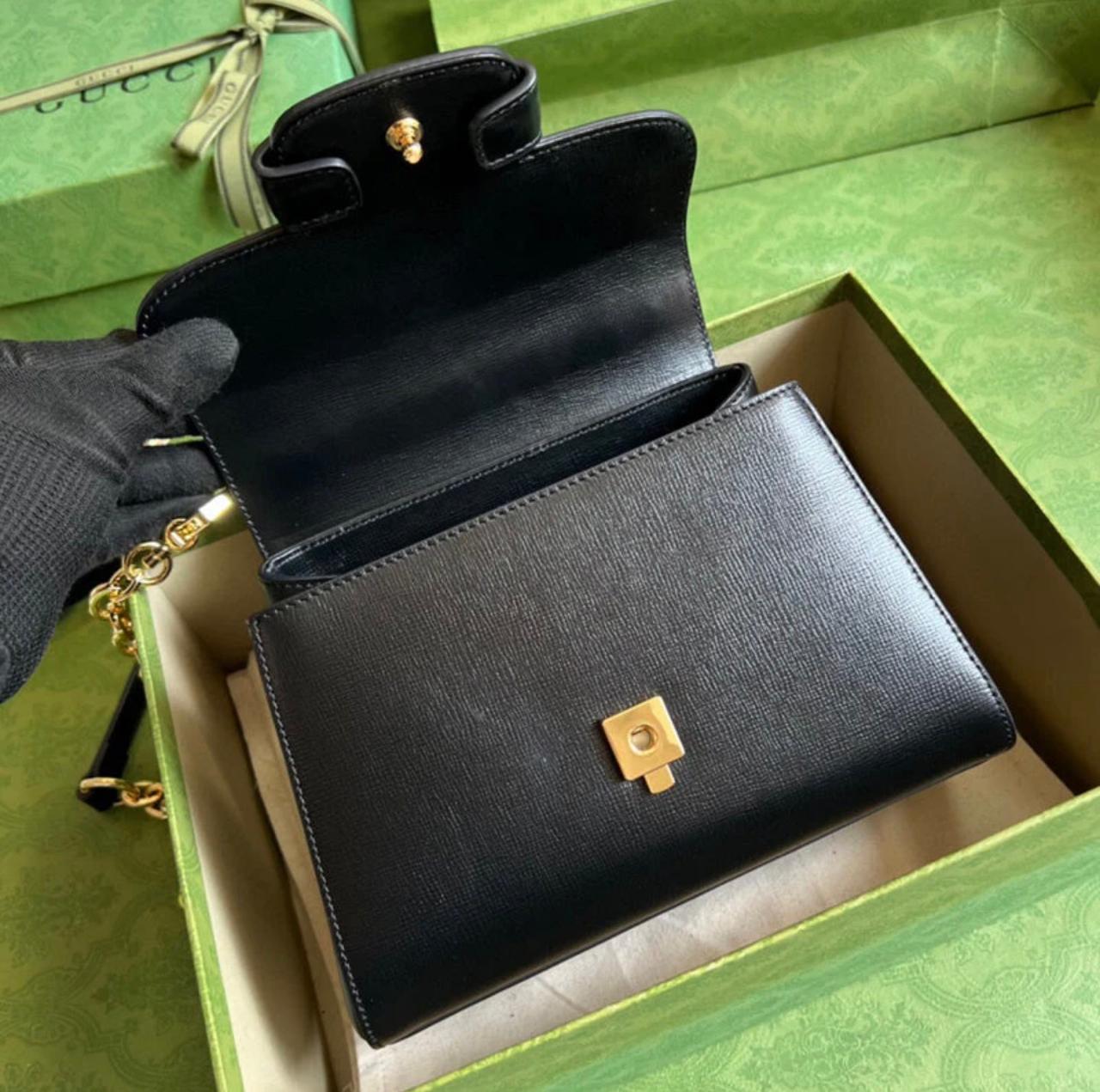 GUCCI CHAIN SHOULDER BAG