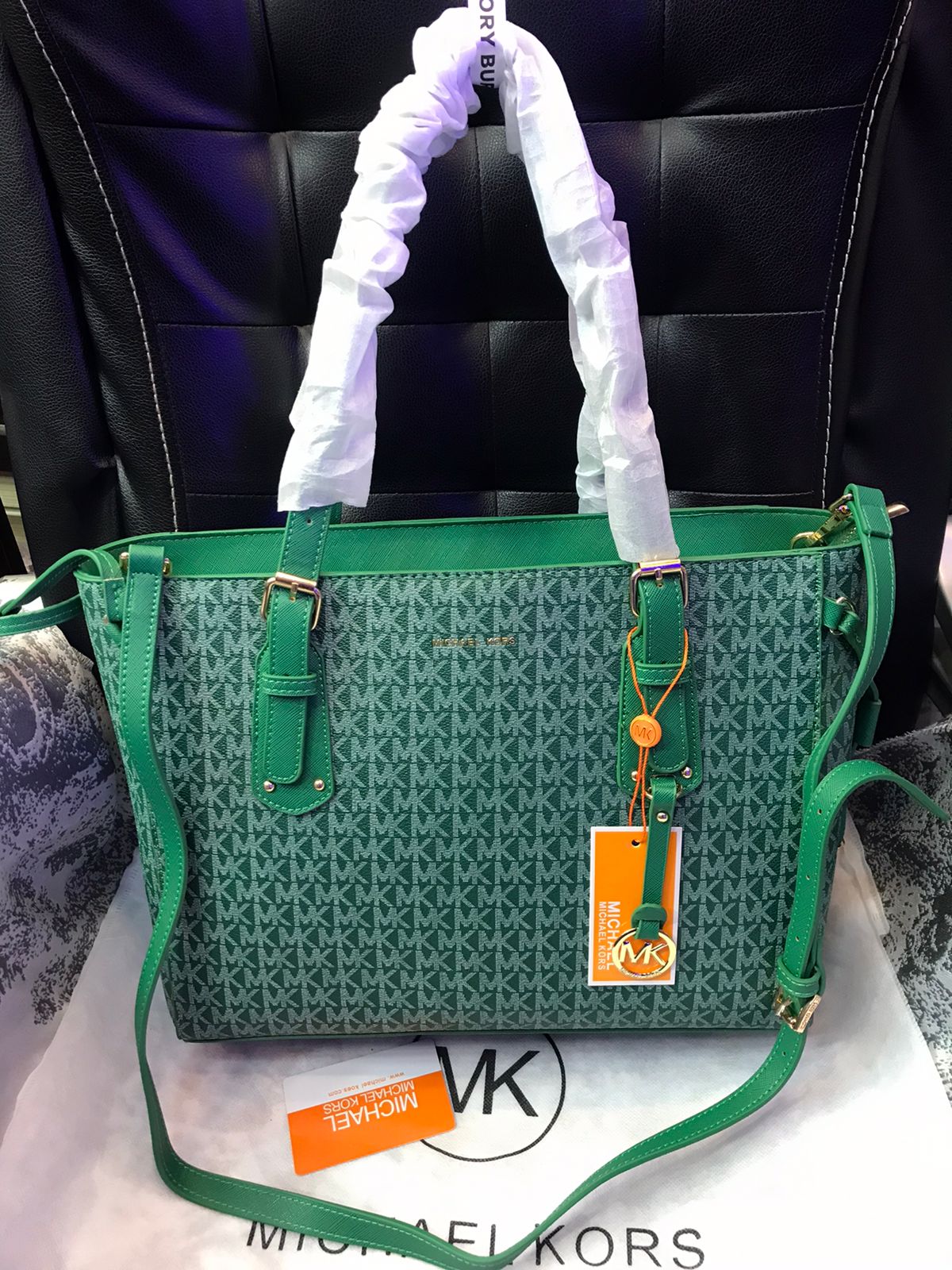 MICHAEL KORS TOTE-2